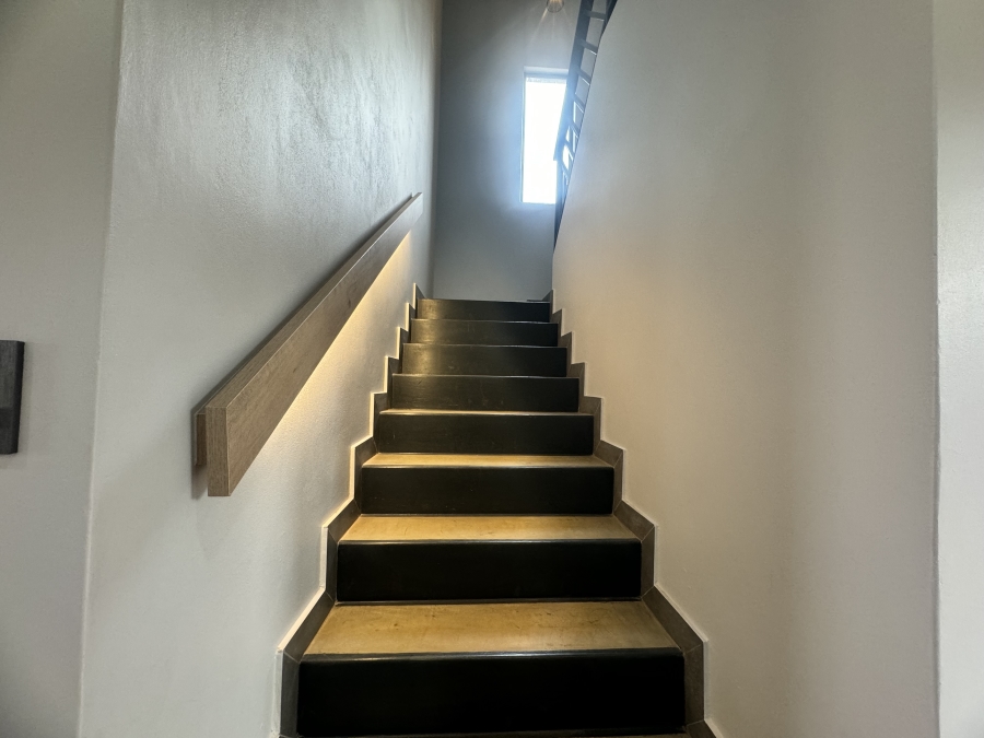 3 Bedroom Property for Sale in Flamwood North West